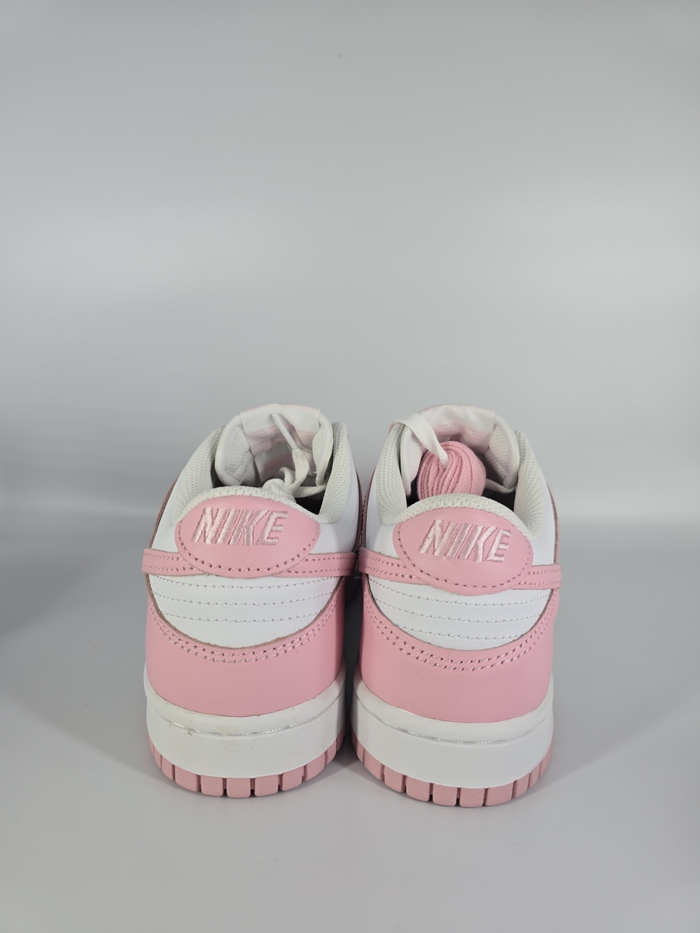 💎SOLD💎 Nike Dunk Low GS – White / Medium Soft Pink – 7Y / 8.5 Women’s - Picture 8 of 9